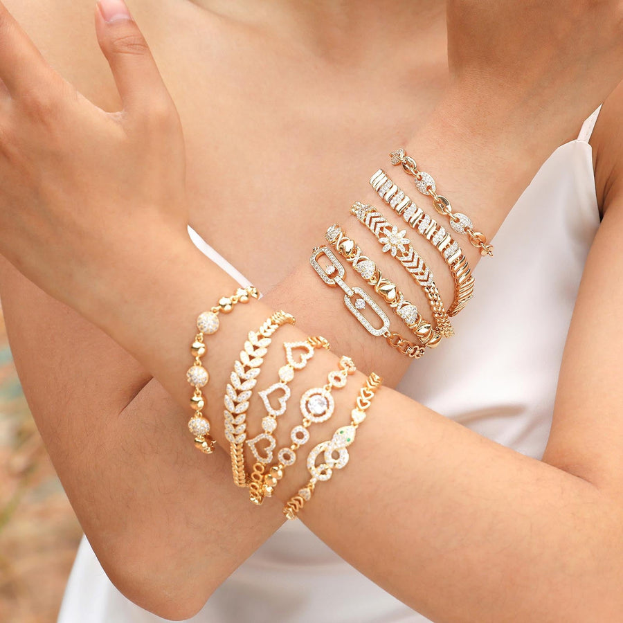 Zircon Flower Heart Bracelet – Sparkling Statement Jewelry